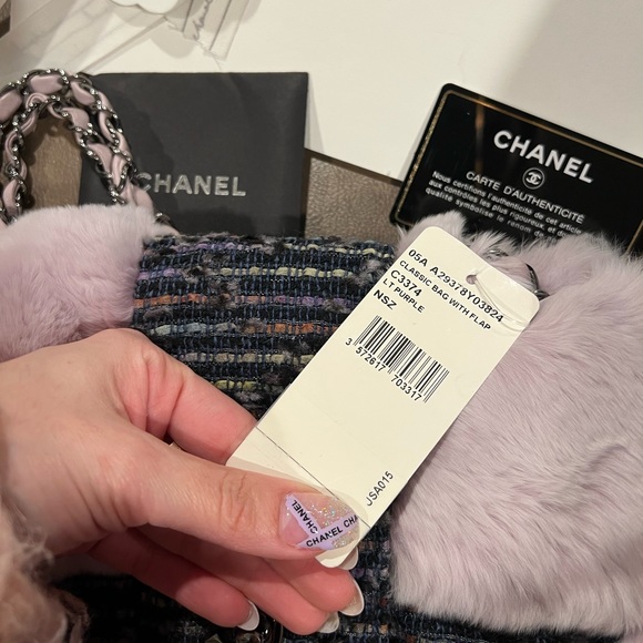 Limited Edition Chanel classic flap bag Fall/Winter Collection. - Picture 3 of 17